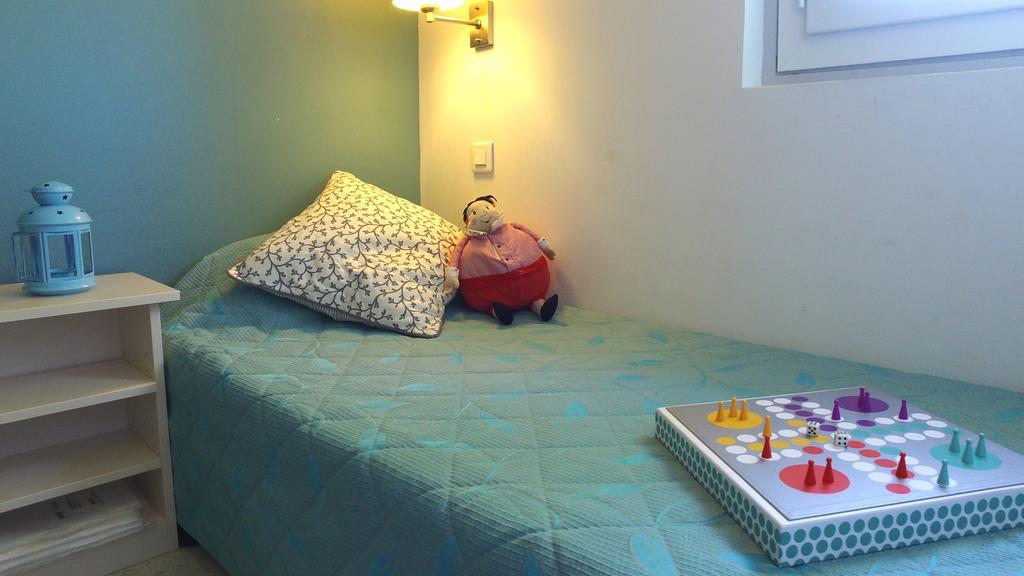 Vvf Drome Provence Hotel Монбран-ле-Бен Екстериор снимка